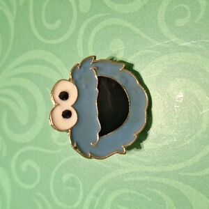 Blue Cookie Monster Push Back Pin‎